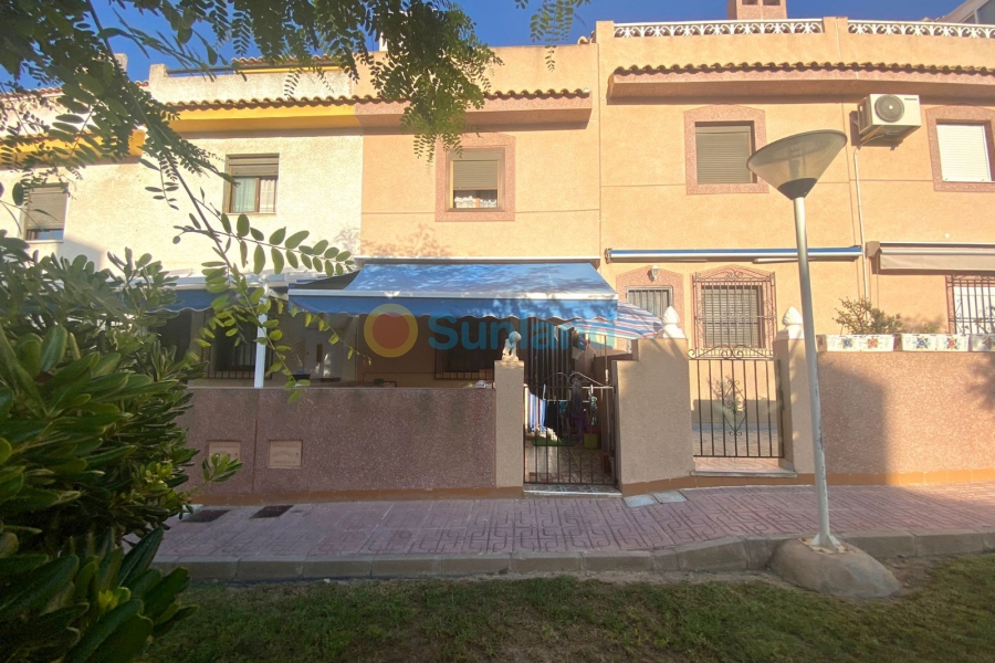 Använda fastigheter - Duplex - La Mata - Torrelamata