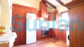 Resale - Country house - Rafal