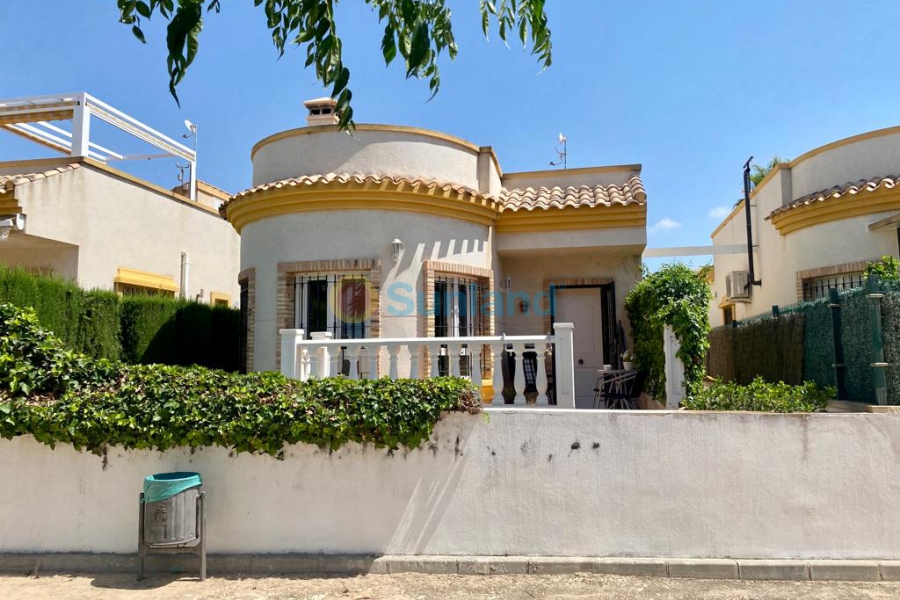 Brukte eiendommer - Villa - Los Montesinos - La Herrada