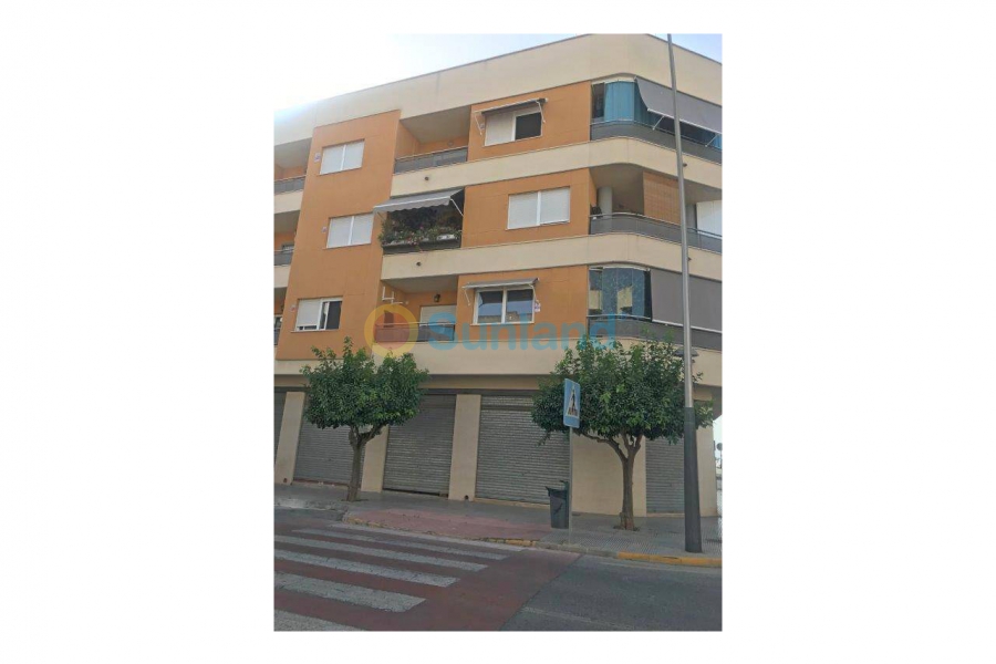 Använda fastigheter - Lägenhet - Almoradí - Almoradi