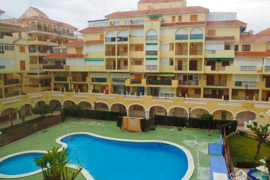 Resale - Apartment - La Mata - Viñamar II