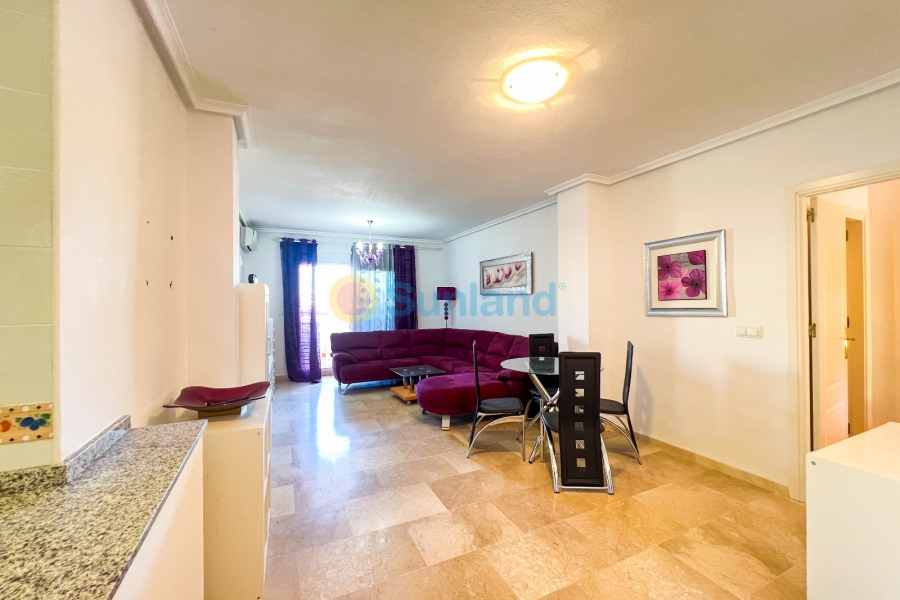 Använda fastigheter - Lägenhet - Orihuela Costa