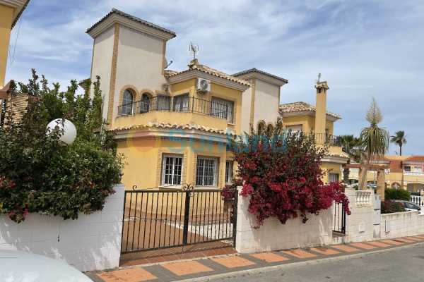 Använda fastigheter - Villa - Lo Crispin, Algorfa