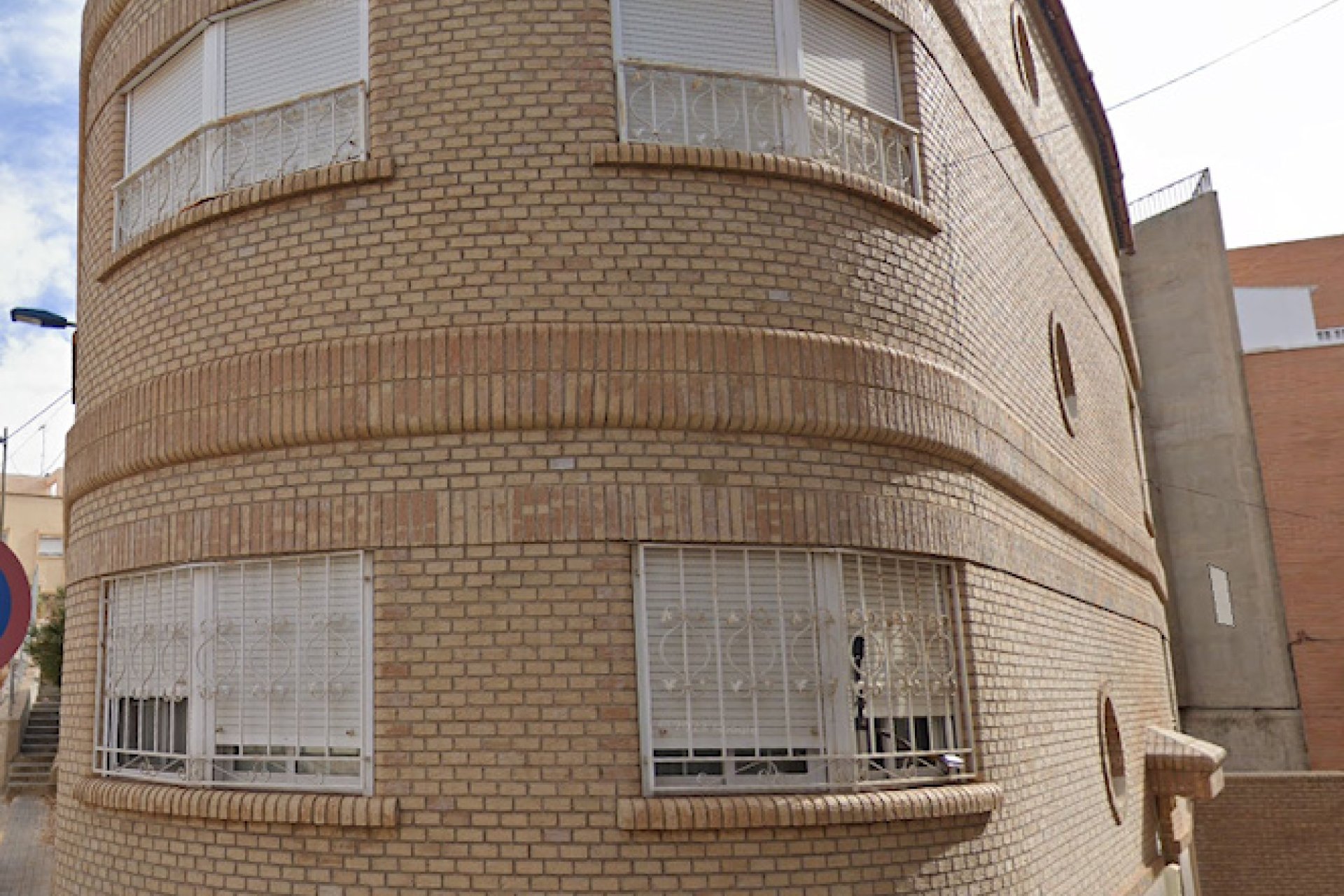 Alquiler a largo plazo - Adosado - Crevillente