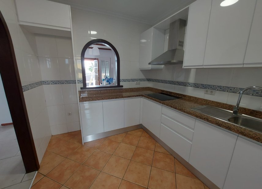 Alquiler a largo plazo - Chalet - Algorfa - Lo Crispin