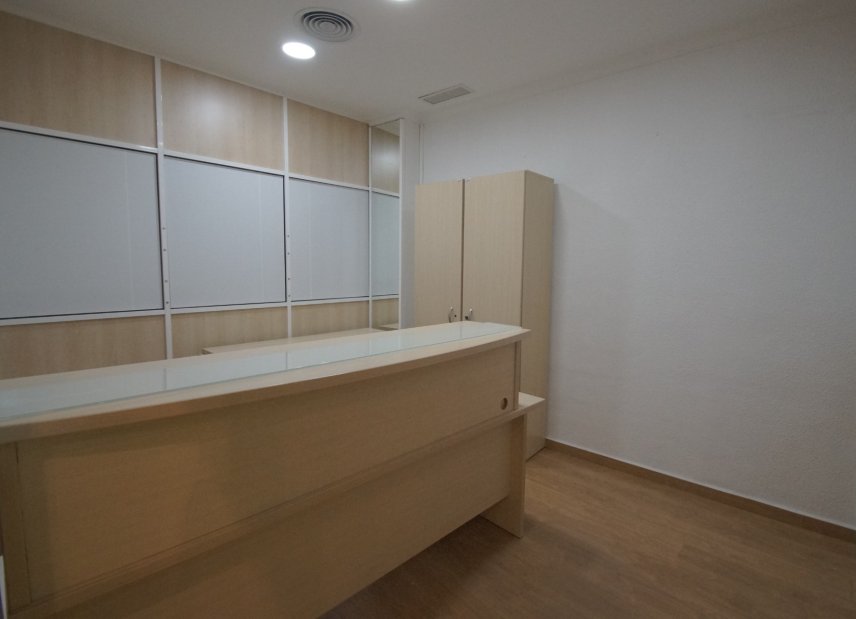 Använda fastigheter - Commercial - Guardamar del Segura