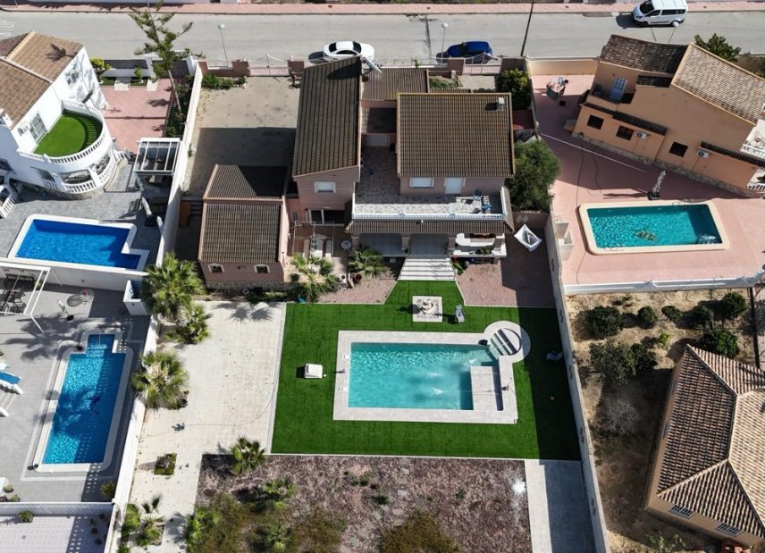 Använda fastigheter - Villa - Benijofar