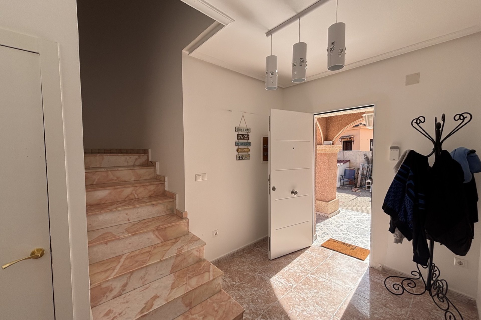 Använda fastigheter - Villa - Benijofar