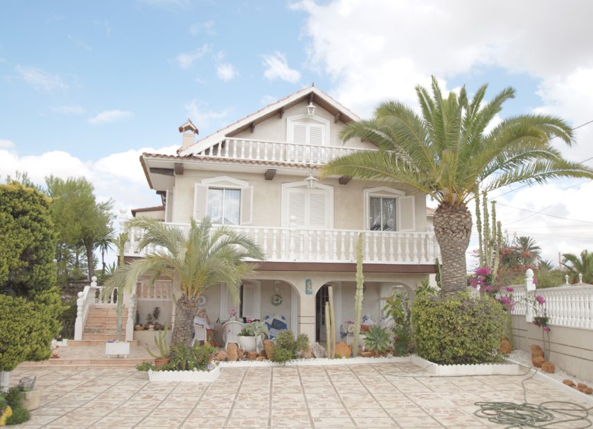 Använda fastigheter - Villa - El Rebolledo