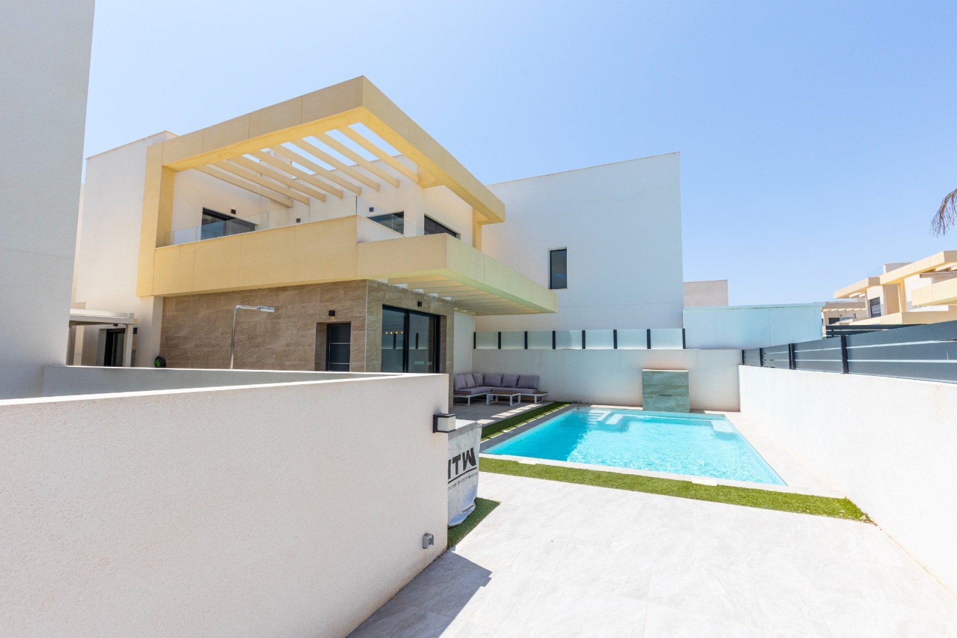 Använda fastigheter - Villa - Los Montesinos - La Herrada