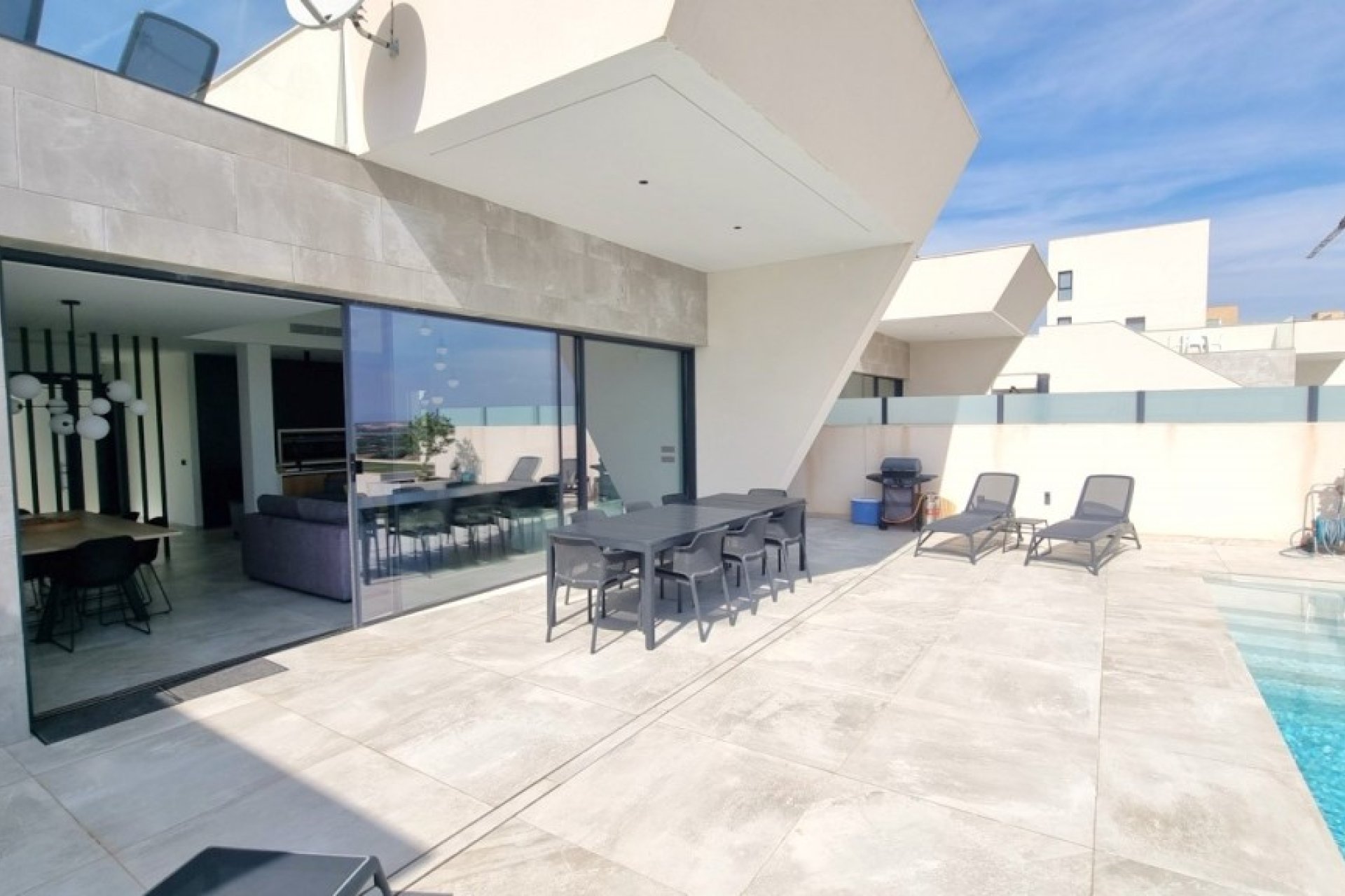 Använda fastigheter - Villa - Rojales