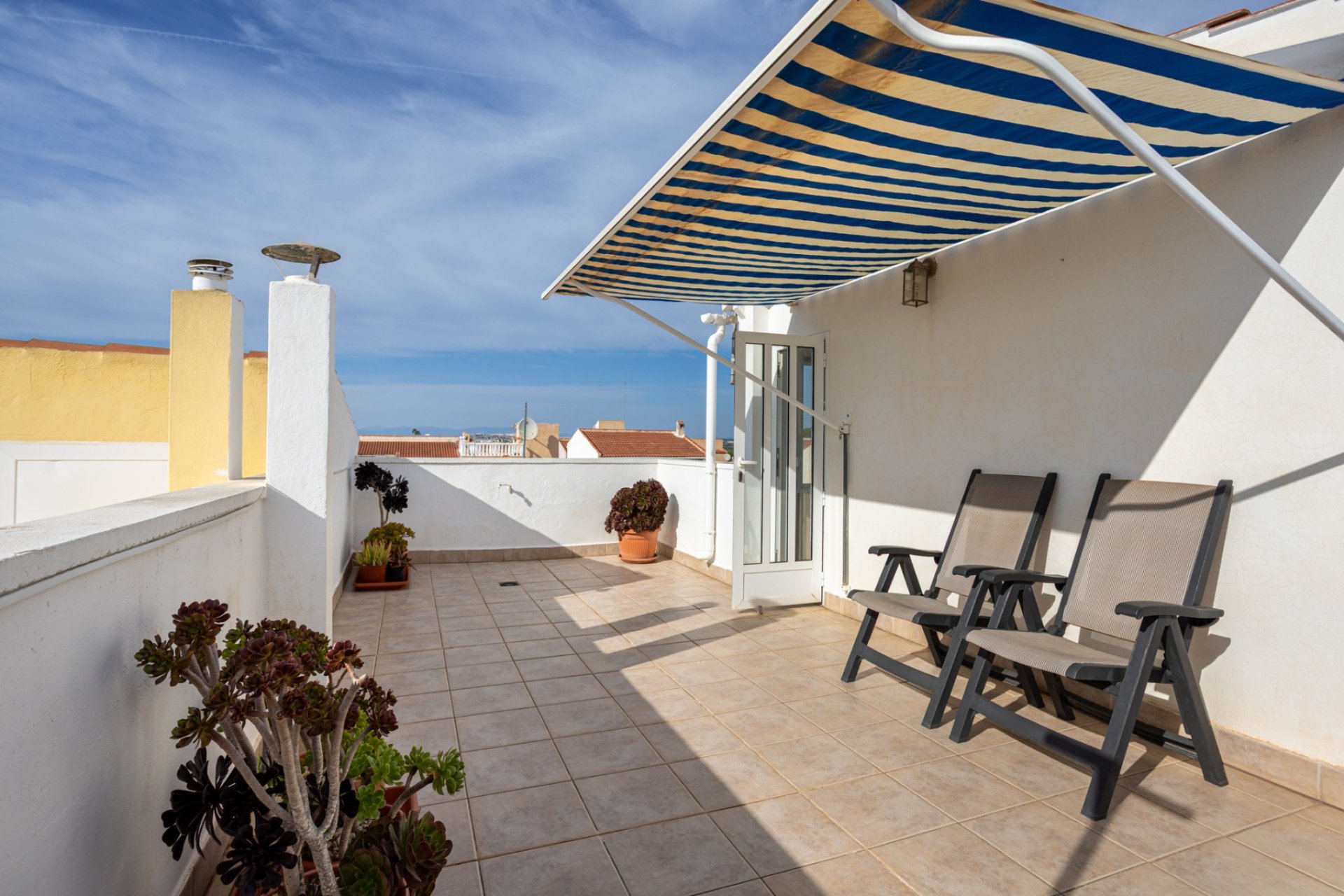 Använda fastigheter - Villa - Torrevieia - La Siesta