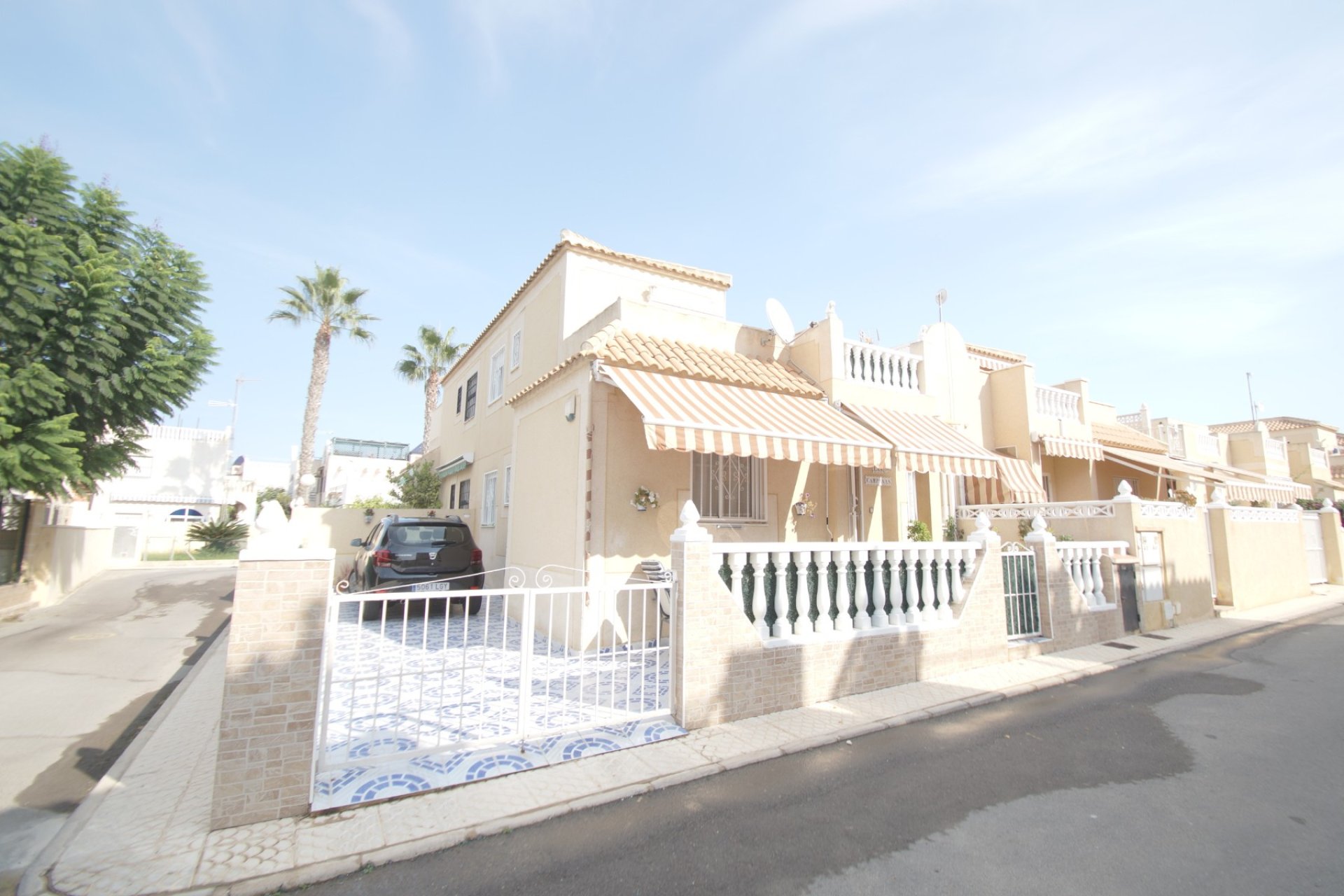 Använda fastigheter - Villa - Torrevieia - Torrevieja