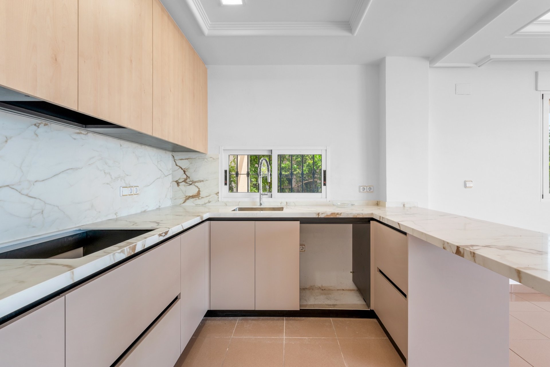 Använda fastigheter - Villa - Torrevieia - Torrevieja