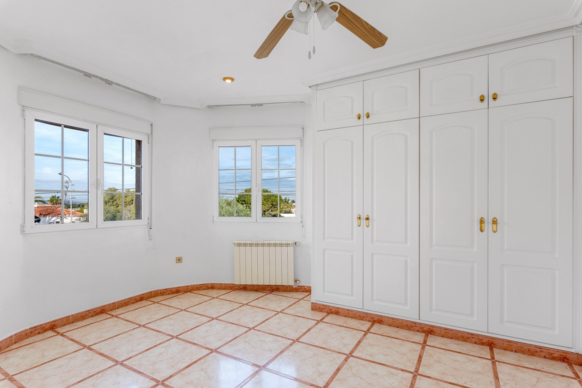 Använda fastigheter - Villa - Torrevieia - Torrevieja