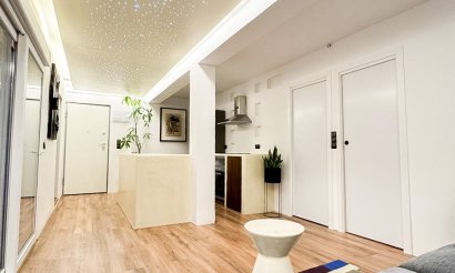 Apartment - Flat - Segunda mano - Benidorm - Levante