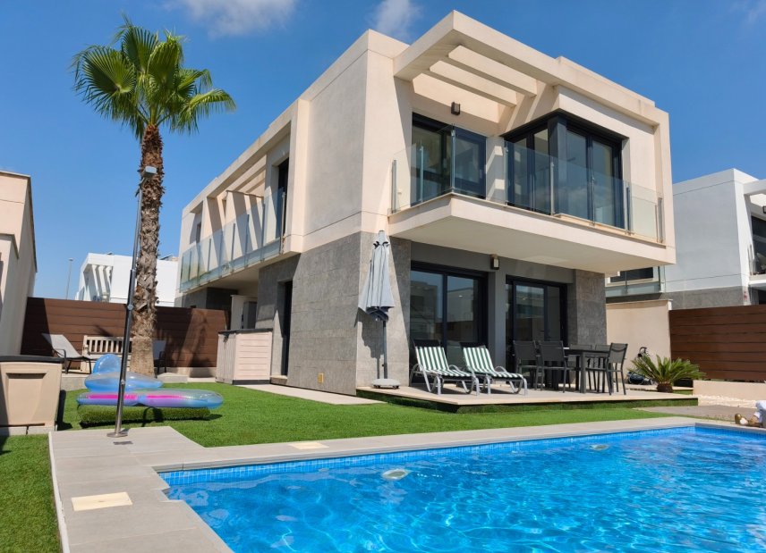 Brukte eiendommer - Rekkehus - Vistabella Golf