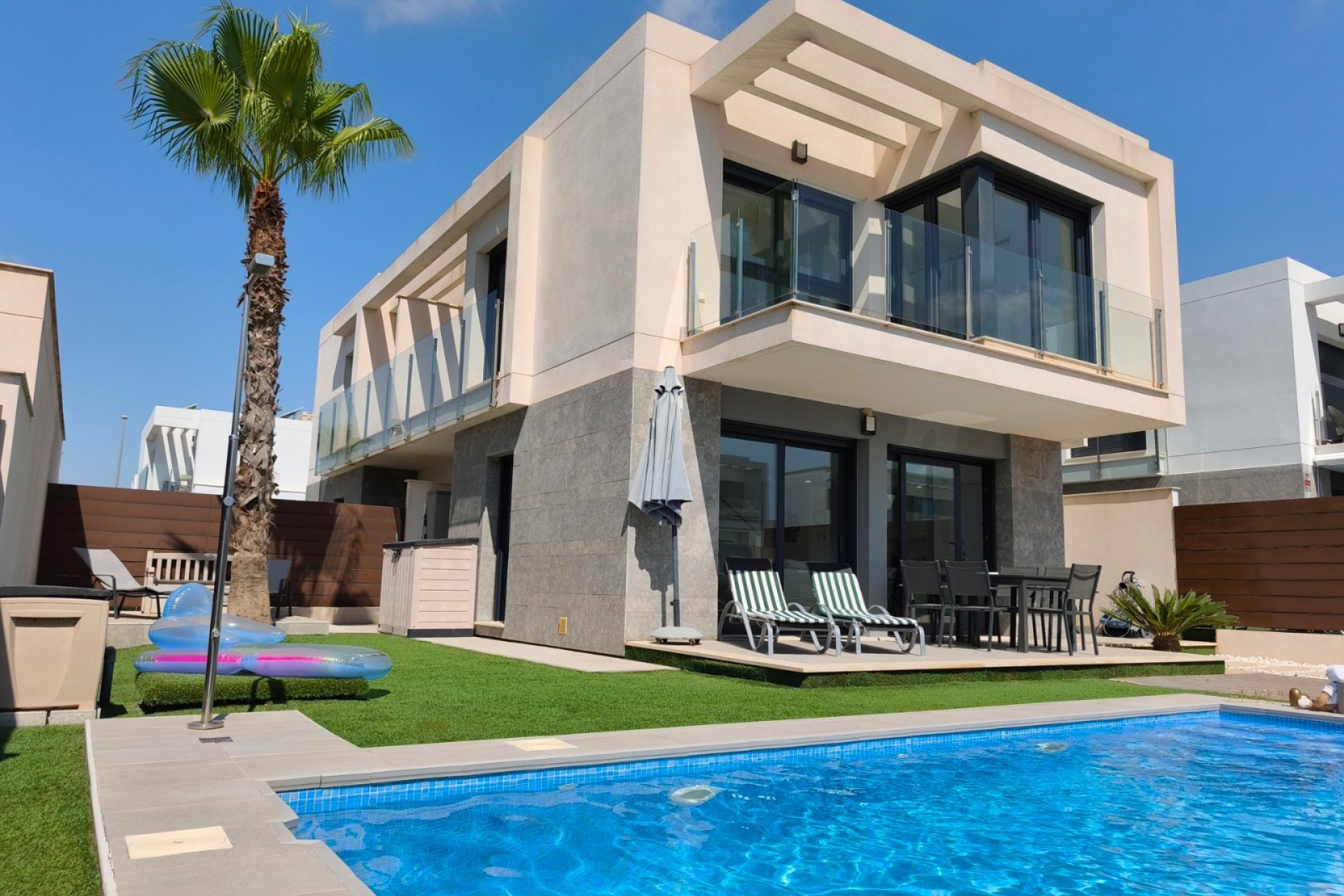 Brukte eiendommer - Rekkehus - Vistabella Golf