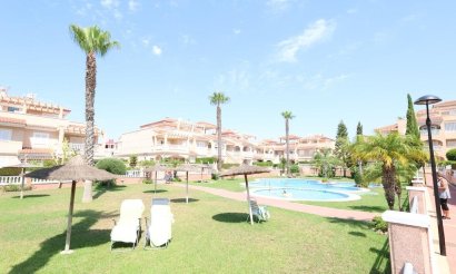 Bungalow - Använda fastigheter - Orihuela Costa - Punta Prima