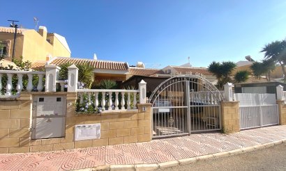 Bungalow - Verkauf - Ciudad Quesada - Doña pepa