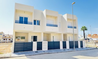 Chalet - Nueva construcción  - Pilar de la Horadada - Pilar de la Horadada