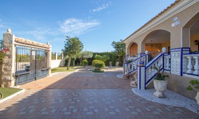 Finca / Country Property - Resale - Albatera - Albatera