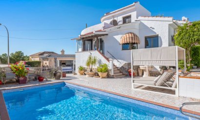 Haus - Verkauf - Ciudad Quesada - 