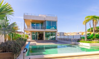 Haus - Verkauf - Orihuela Costa - 