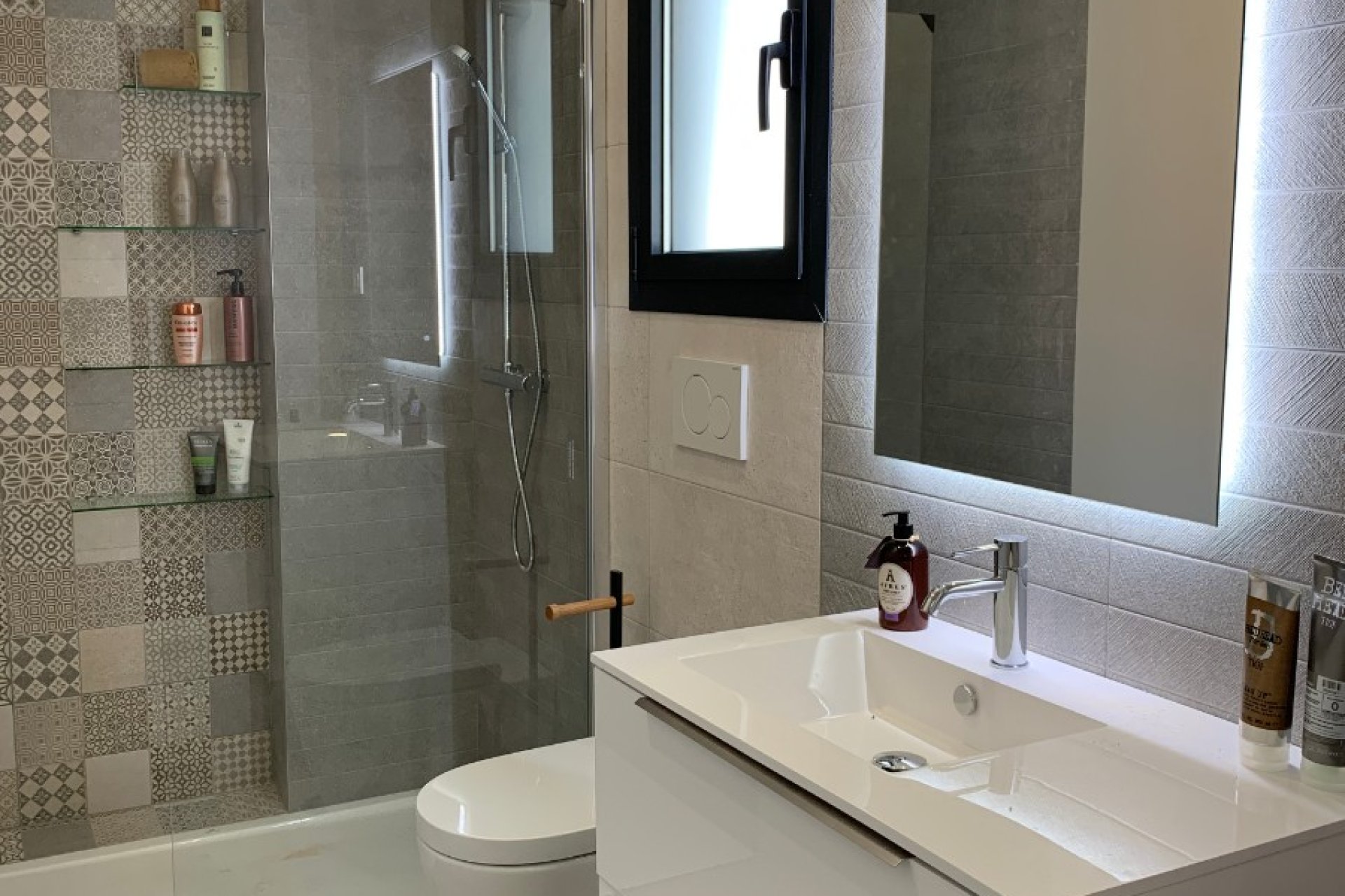 Neubau - Townhouse - Santiago de la Ribera - 