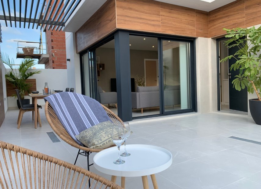 Neubau - Townhouse - Santiago de la Ribera - 