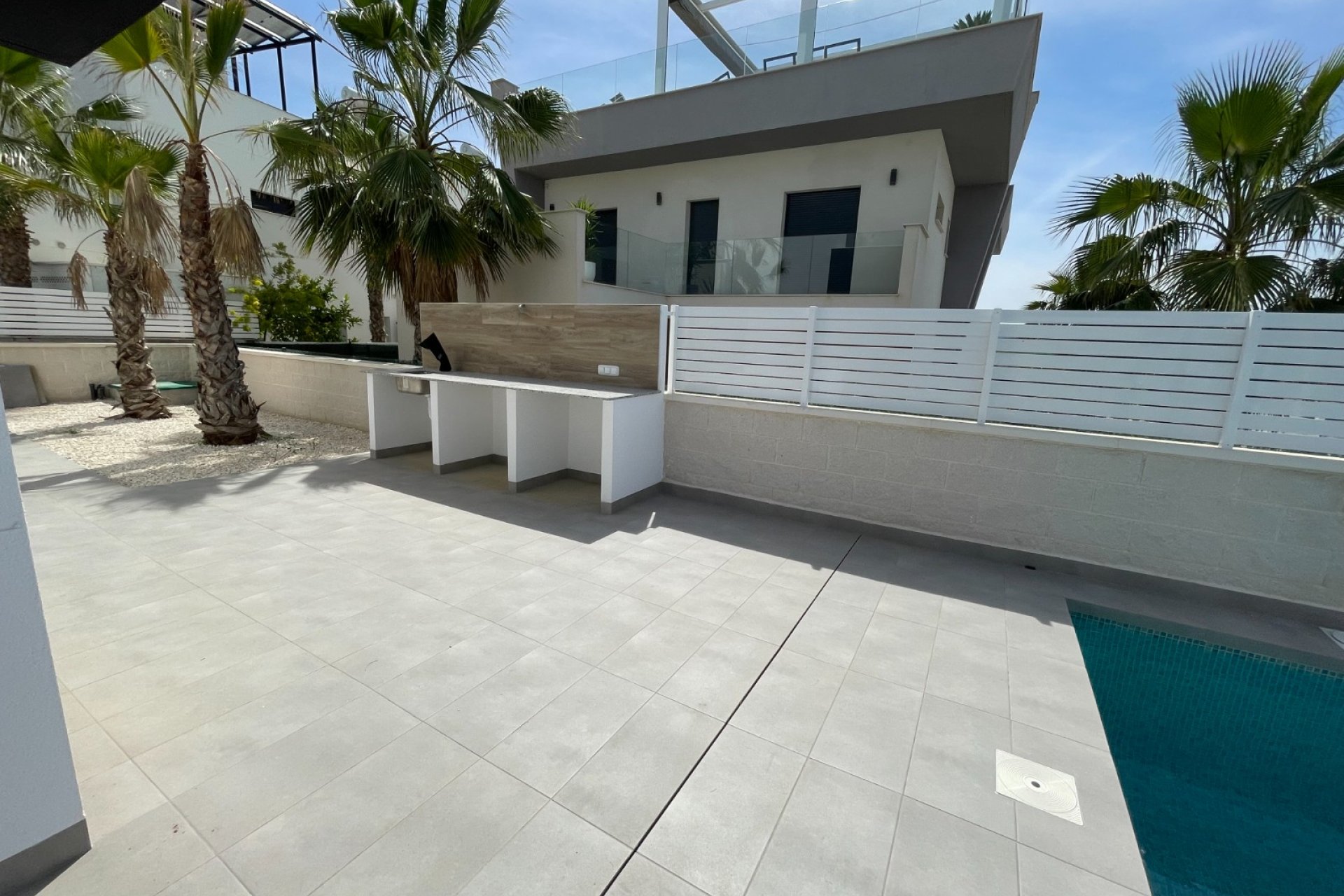 Новостройка - Bилла - Benijofar - Center