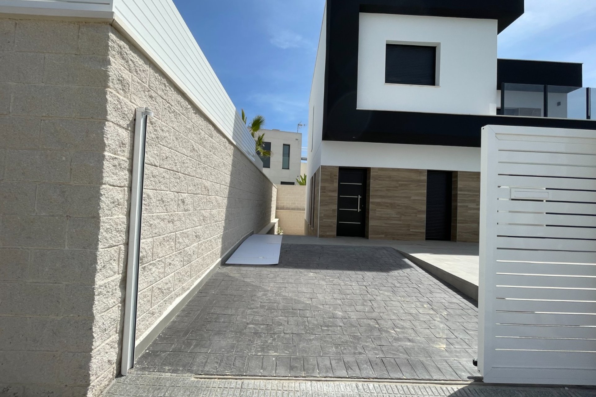 Новостройка - Bилла - Benijofar - Center