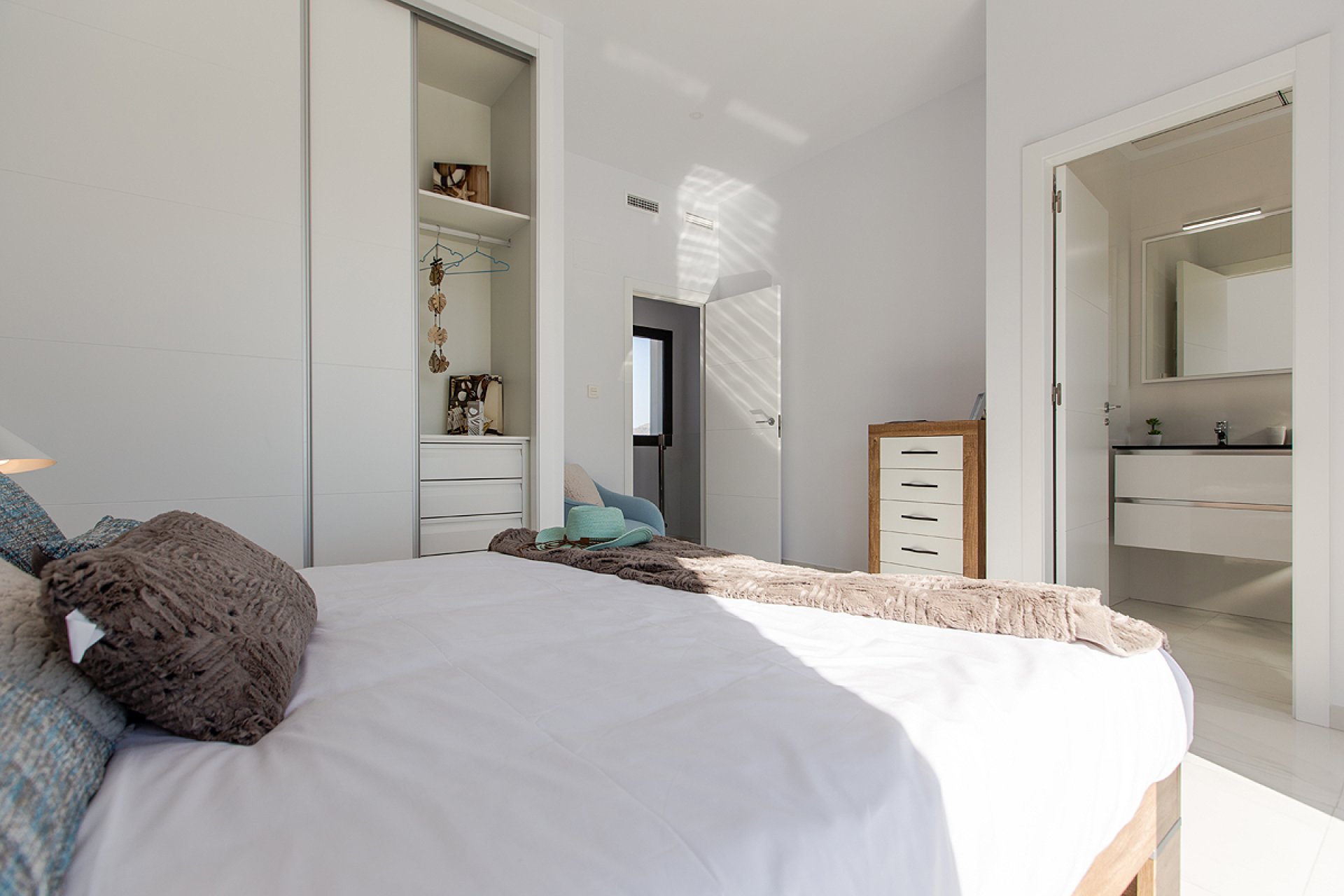 Новостройка - Bилла - Bigastro