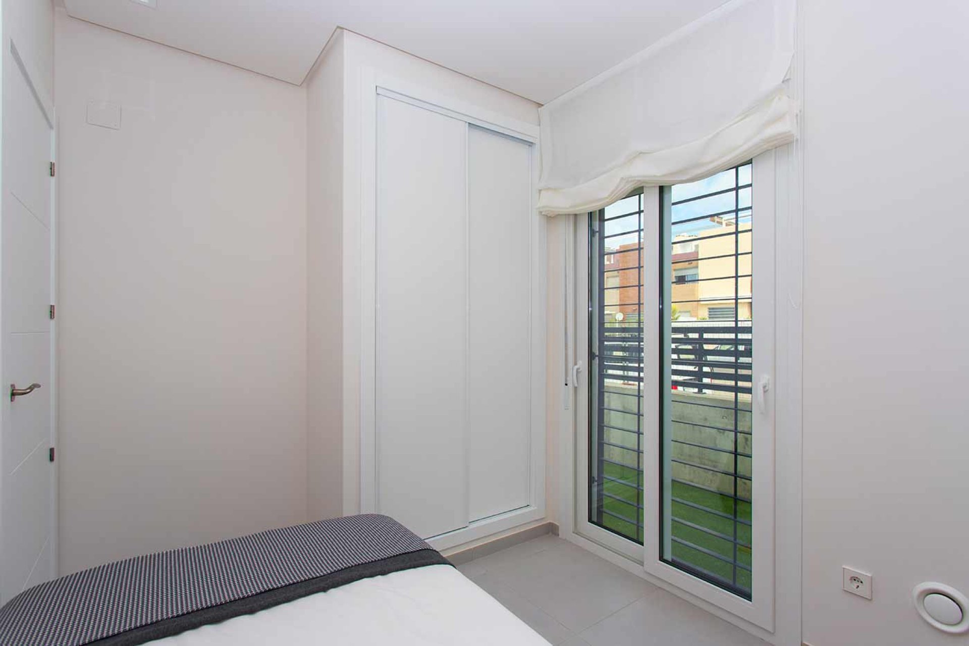 Nueva construcción  - Chalet - Torrevieia - Aguas Nuevas