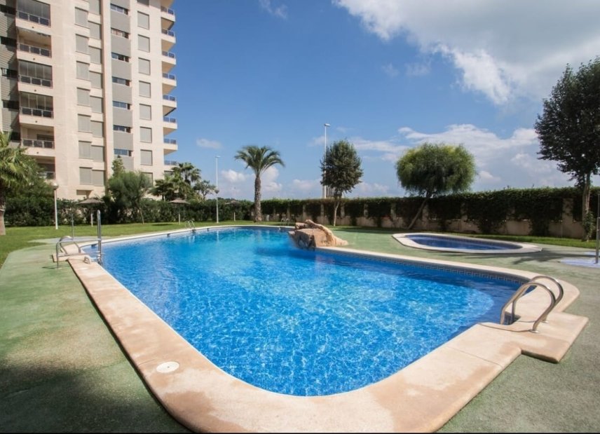 Resale - Apartment - Flat - Guardamar del Segura - Avenida del Puerto