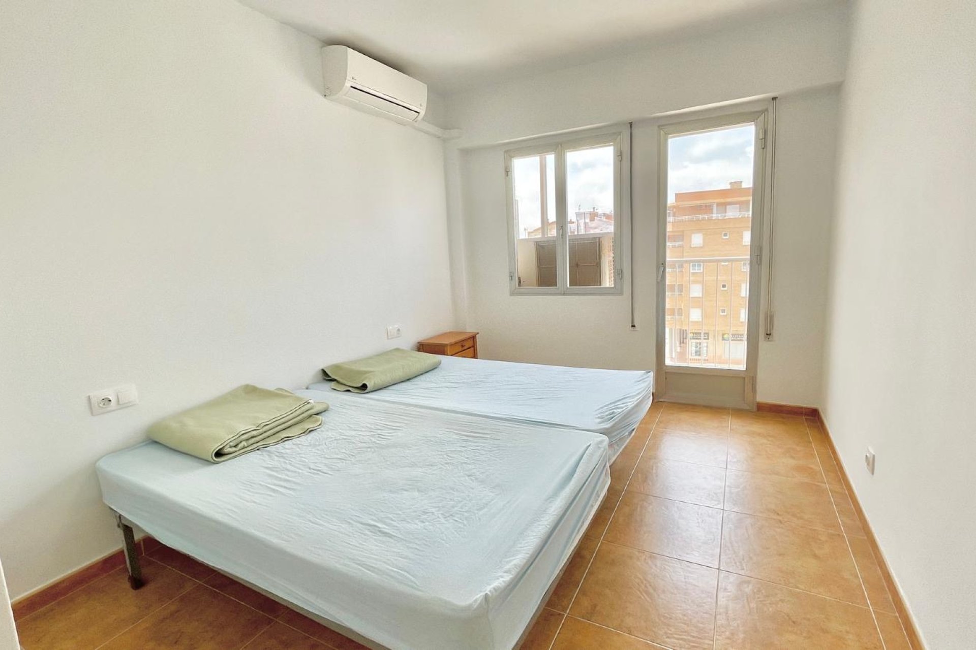 Resale - Apartment - Flat - La Mata - Playa