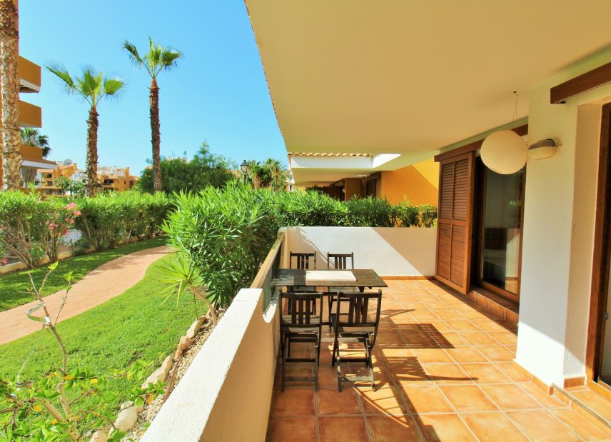 Resale - Apartment - Flat - Punta Prima
