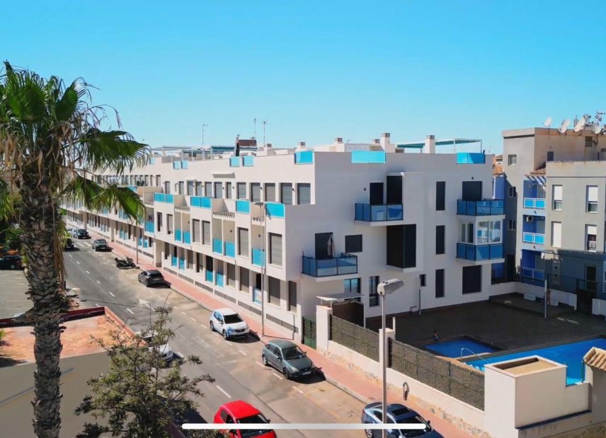 Resale - Apartment - Flat - Torrevieia - Center