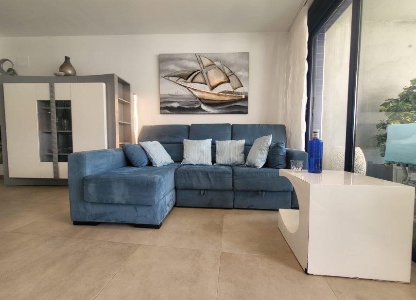 Resale - Apartment - Flat - Torrevieia - Punta Prima