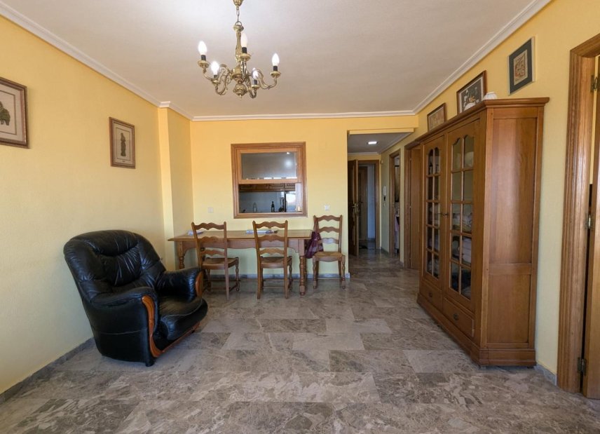 Resale - Apartment - Flat - Torrevieia - Punta Prima