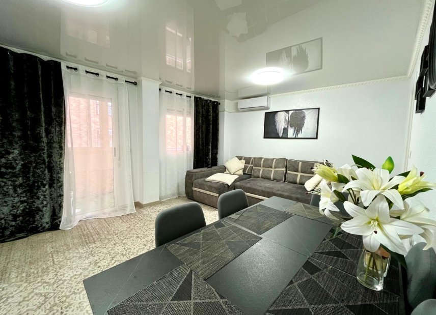 Resale - Apartment - Flat - Torrevieia - Torrevieja