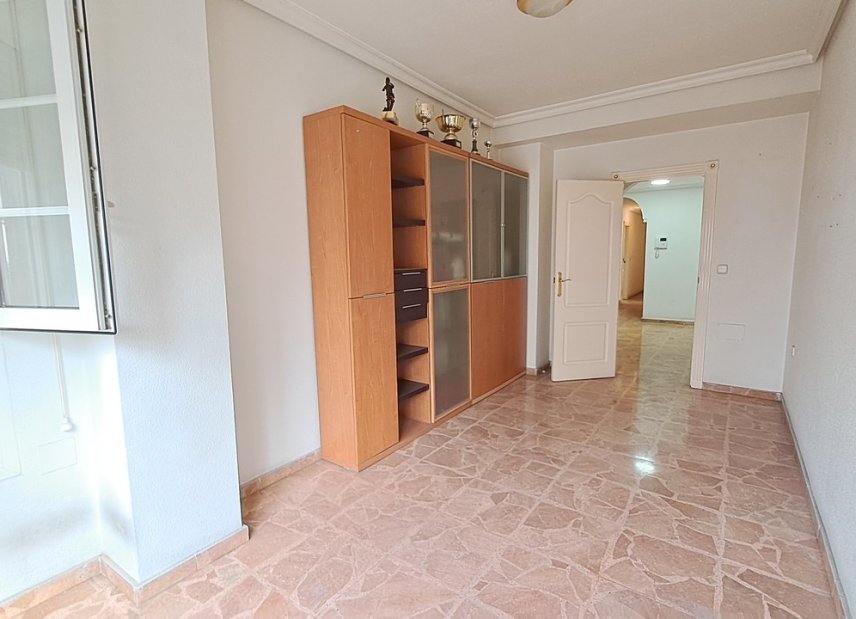 Resale - Apartment - Flat - Torrevieia - Torrevieja