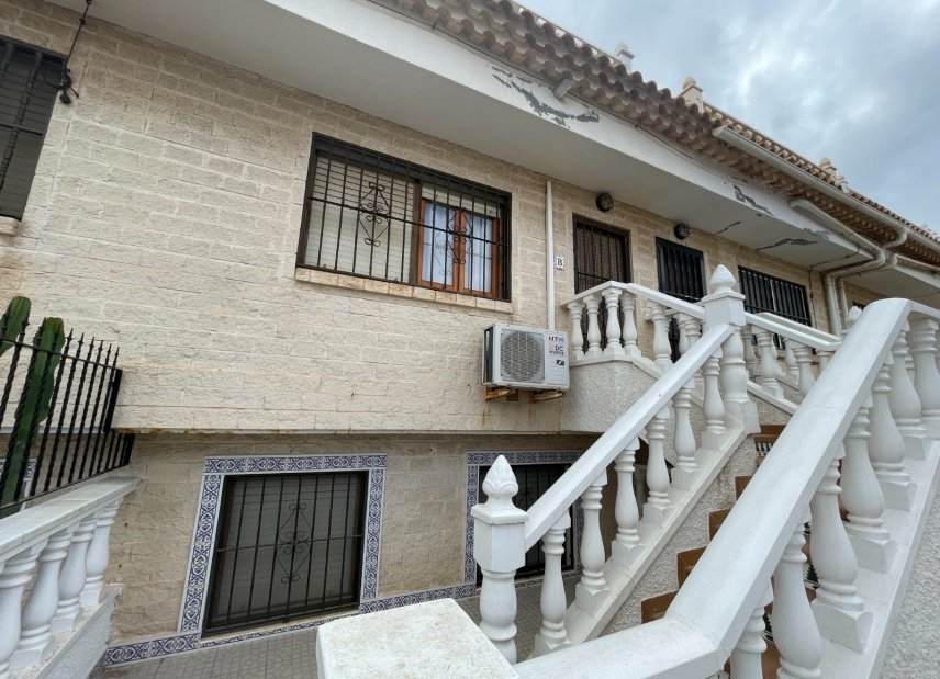 Resale - Bungalow - La Mata - 