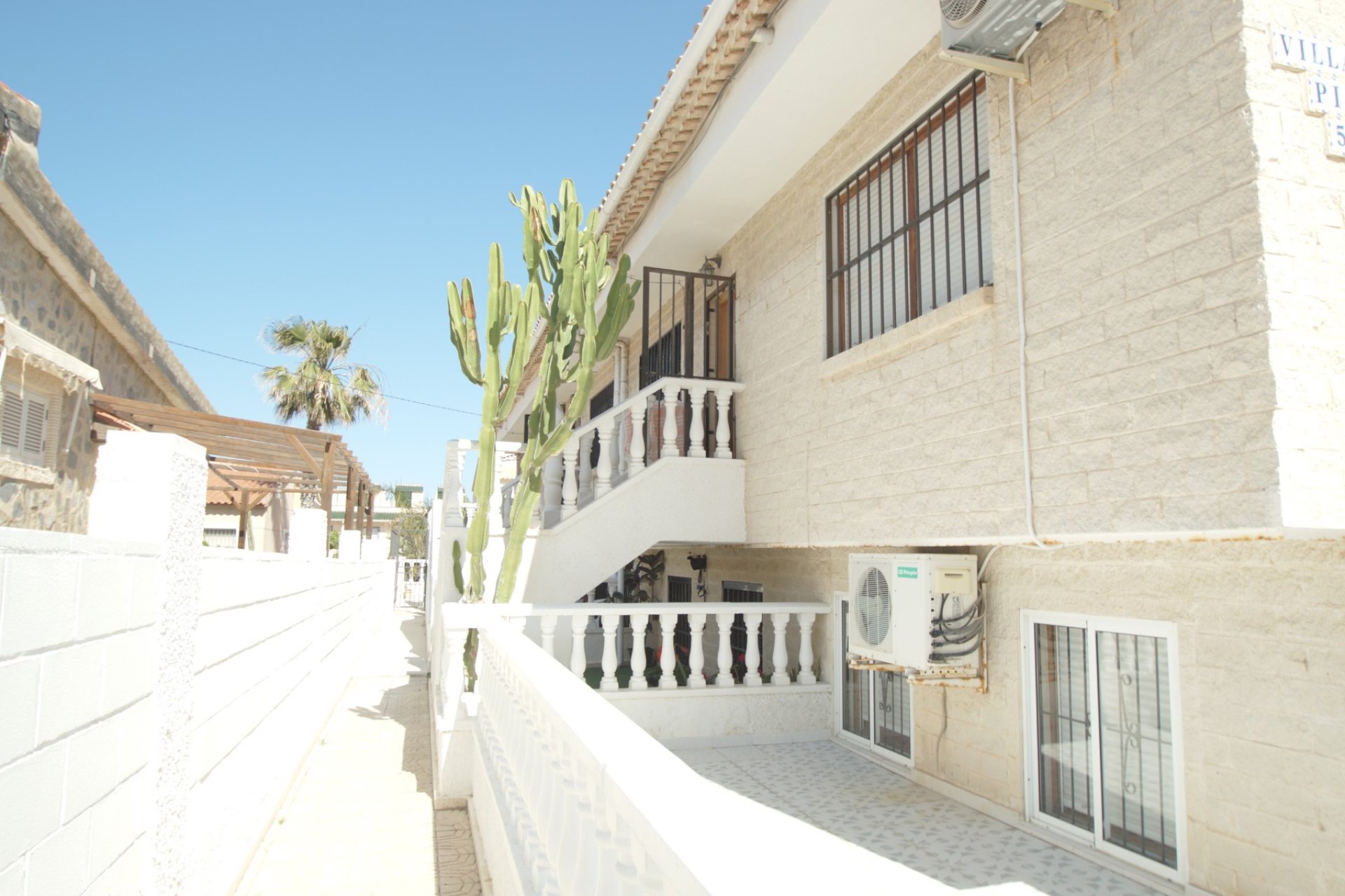 Resale - Bungalow - La Mata - 