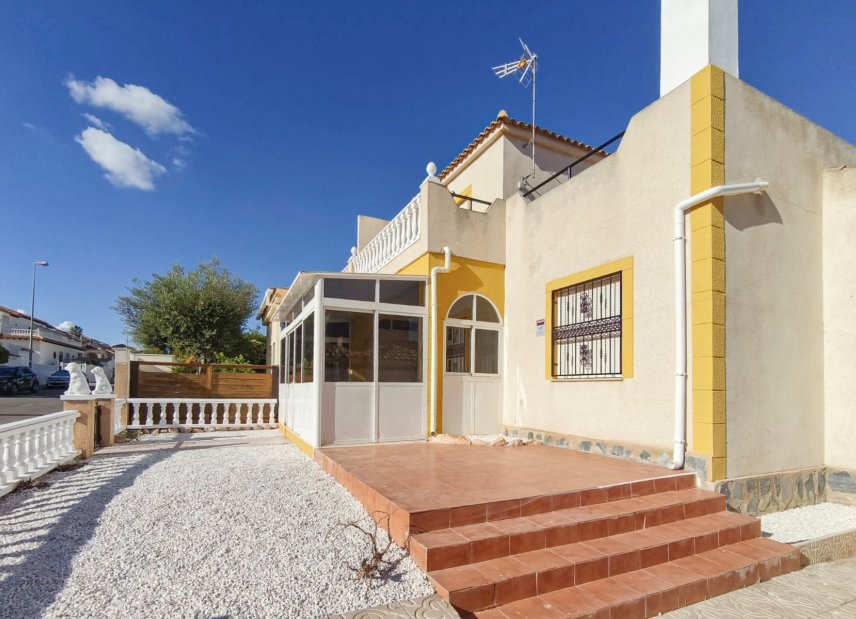 Resale - Bungalow - Orihuela Costa - Los Altos