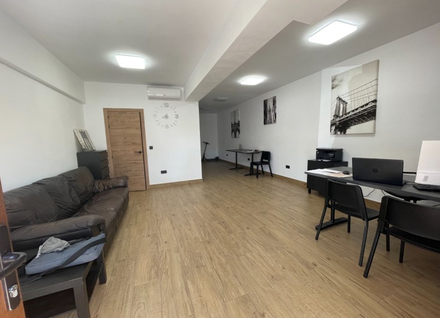 Resale - Commercial - Guardamar del Segura - Comunidad Valenciana