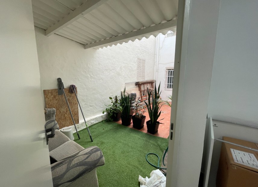 Resale - Commercial - Guardamar del Segura - Comunidad Valenciana