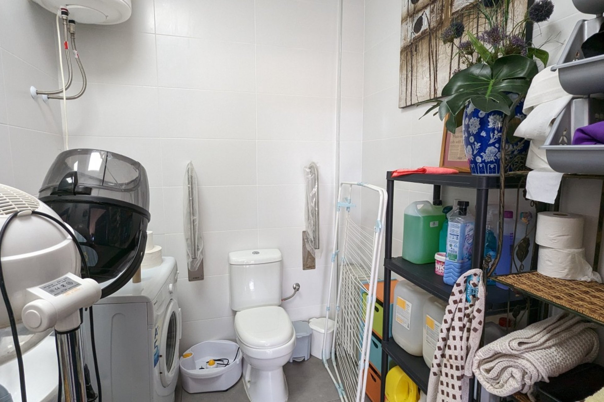 Resale - Commercial - Lo Crispin