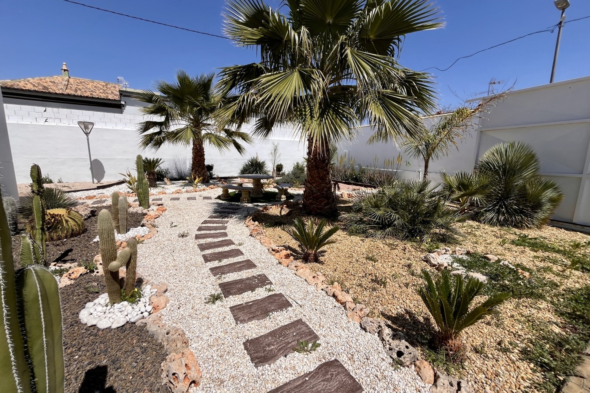 Resale - Finca / Country Property - Alcantarilla