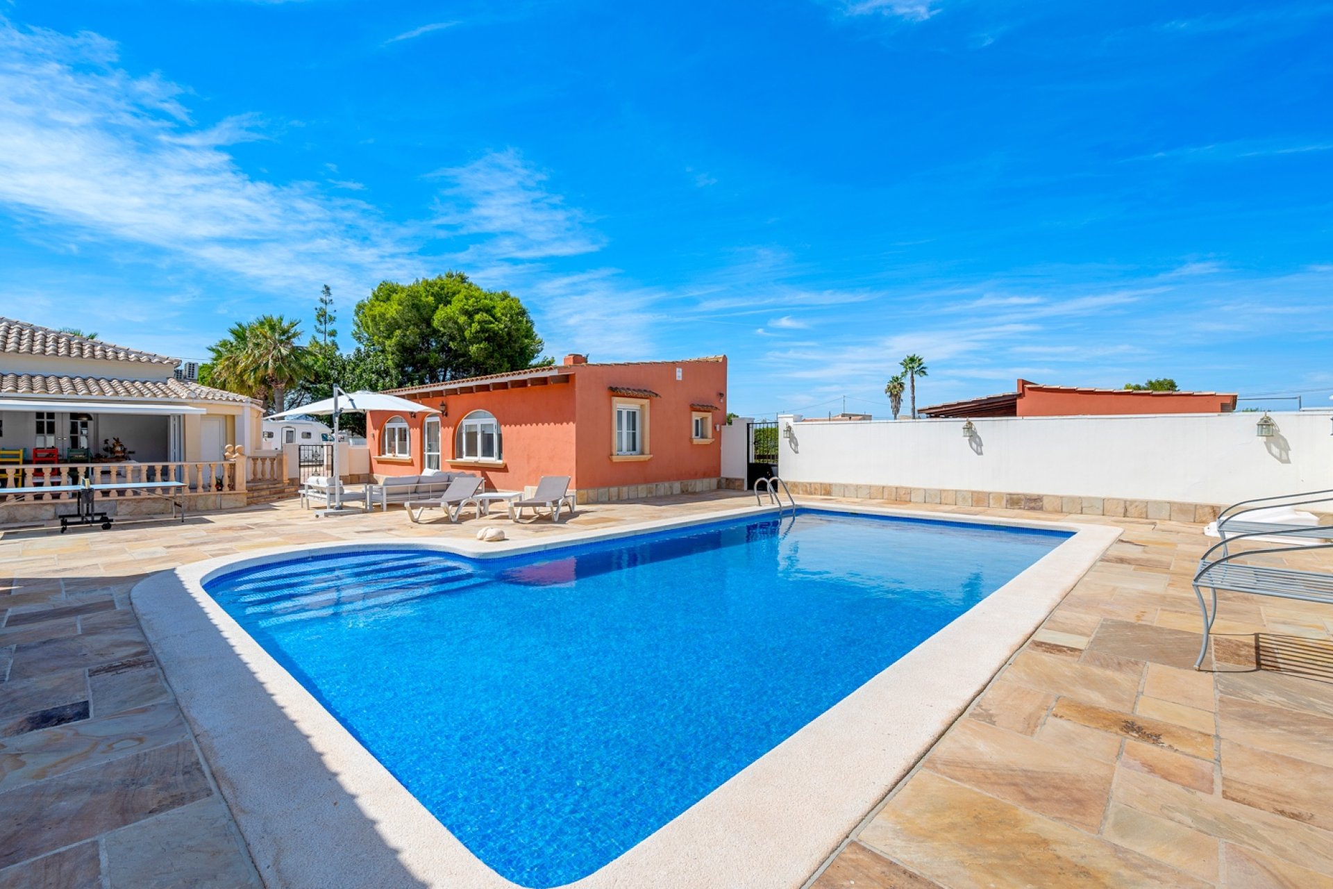 Resale - Finca / Country Property - Almoradí - Las Heredades